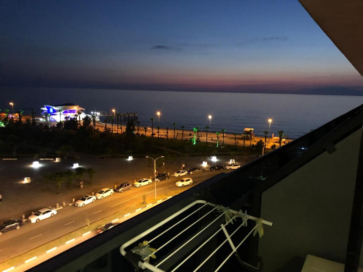 Panorama Beach Tower 바투미 외부 사진